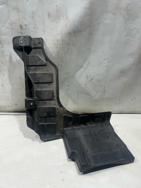 Пыльник двигателя задний левый KIA CEED 2