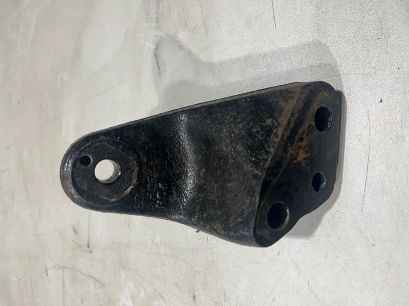 Кронштейн опоры двигателя KIA CEED 2 2013-2018