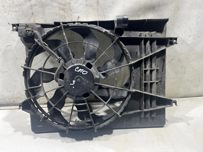 Диффузор радиатора KIA Sportage 3 2010-2013