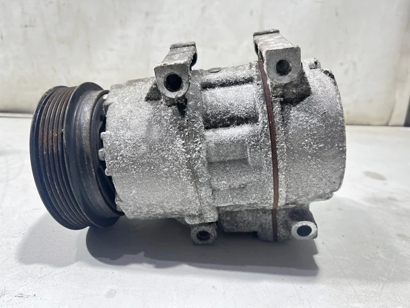 Компрессор кондиционера KIA Sportage 3 2010-2013