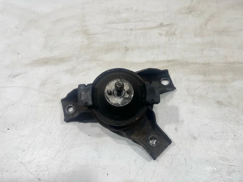 Подушка двигателя правая Hyundai Getz ХЕТЧБЕК 2010