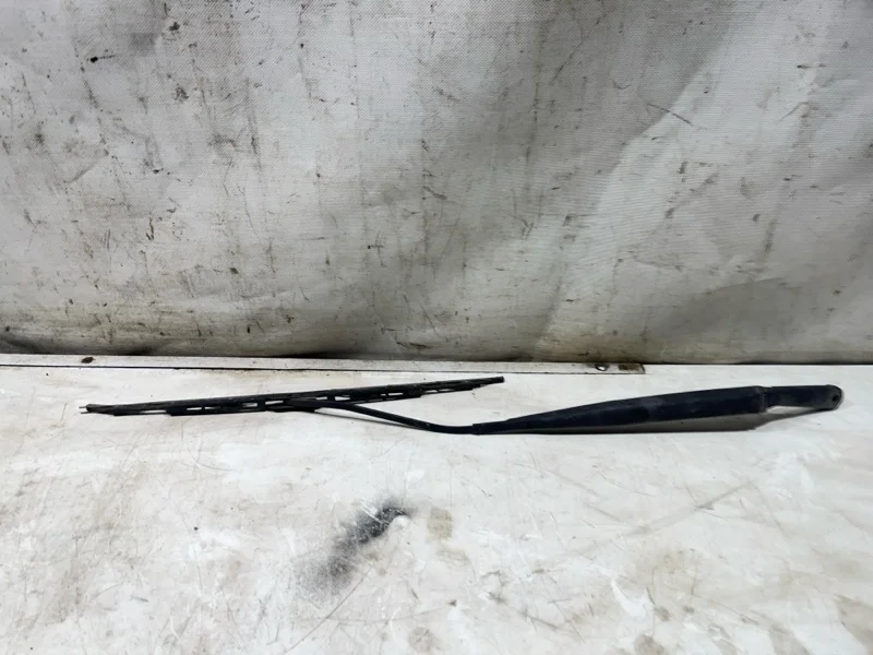 Дворник лобового стекла передний правый Hyundai