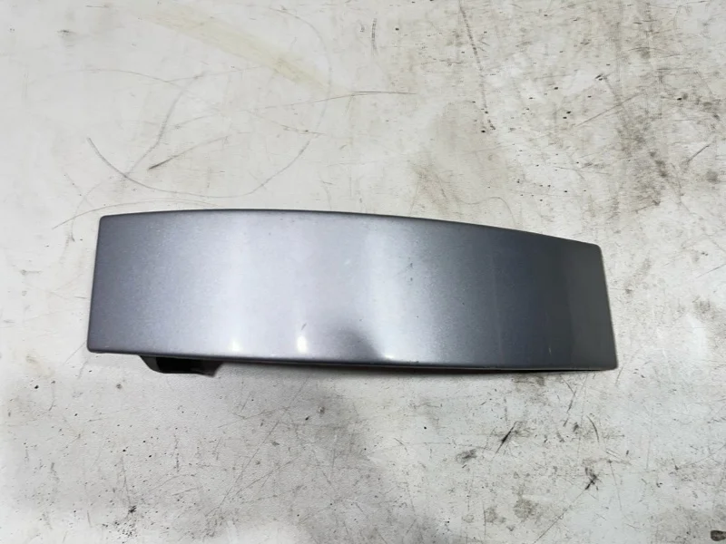 Молдинг кузова задний левый Hyundai Santa fe