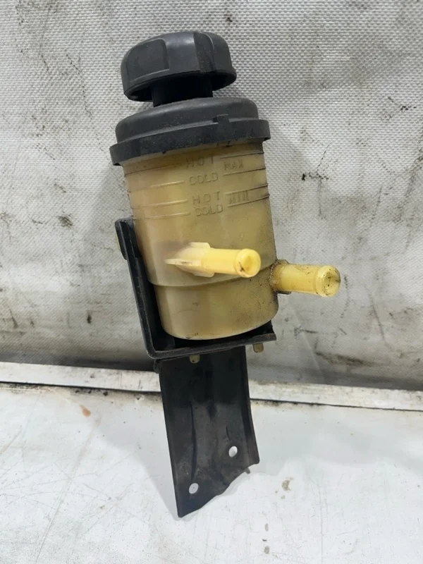 Бачок гидроусилителя руля Hyundai Santa fe 2 2009