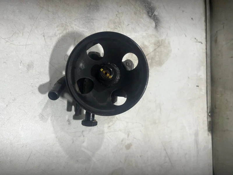 Насос гидроусилителя руля Hyundai Santa fe 2 2009