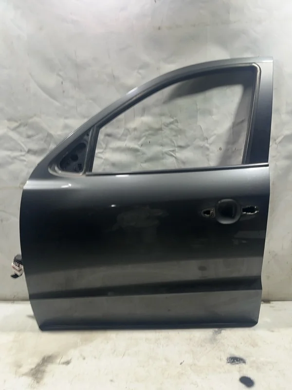 Дверь боковая передняя левая Hyundai Santa fe 2