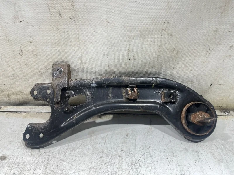 Рычаг задний правый KIA Sorento 2 2014