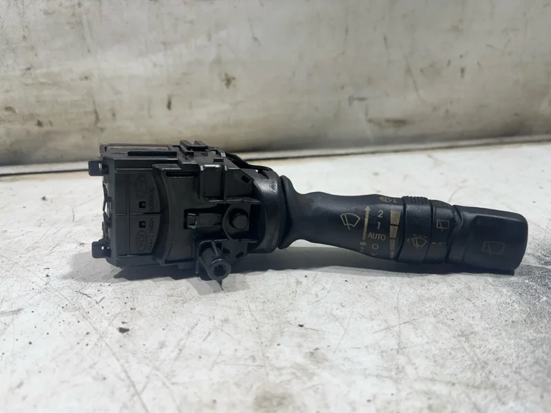 Подрулевой переключатель дворников KIA Sorento 2