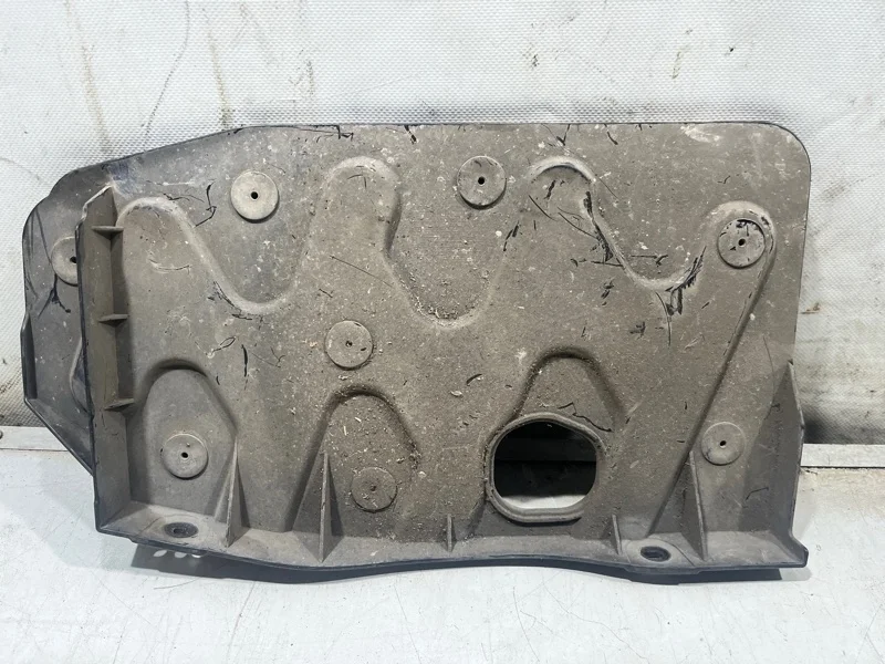 Пыльник двигателя KIA Sorento 2 2014