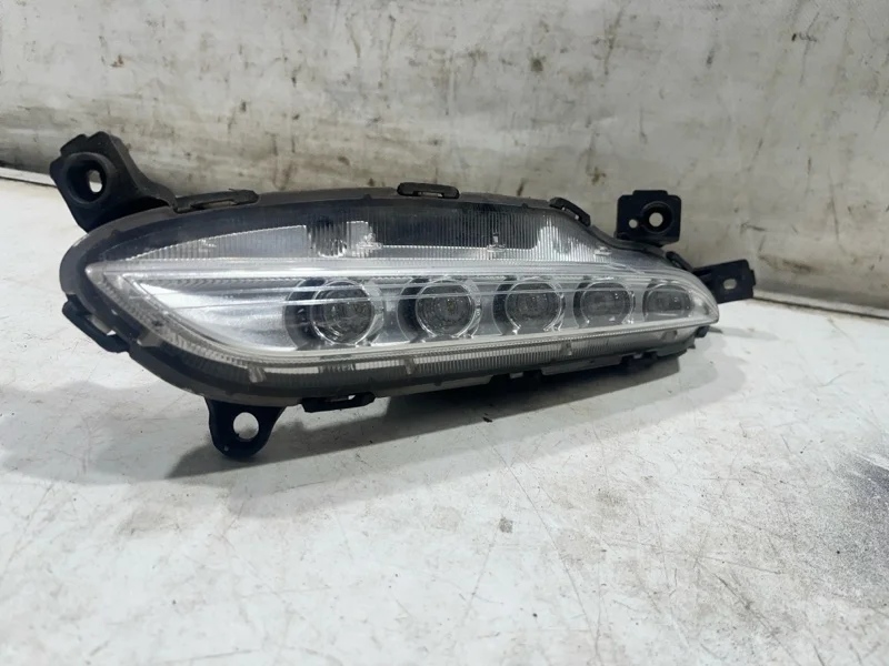 Фара противотуманная передняя правая Hyundai