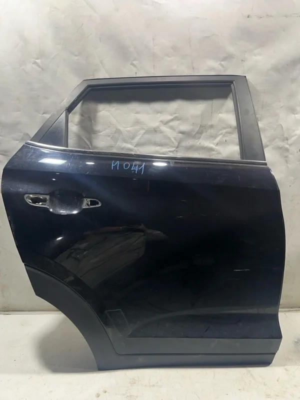 Дверь боковая задняя правая Hyundai Tucson 3 2016
