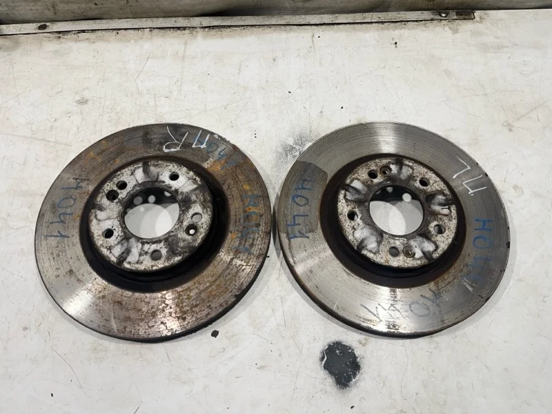 Диск тормозной передний Hyundai Tucson 3 2016