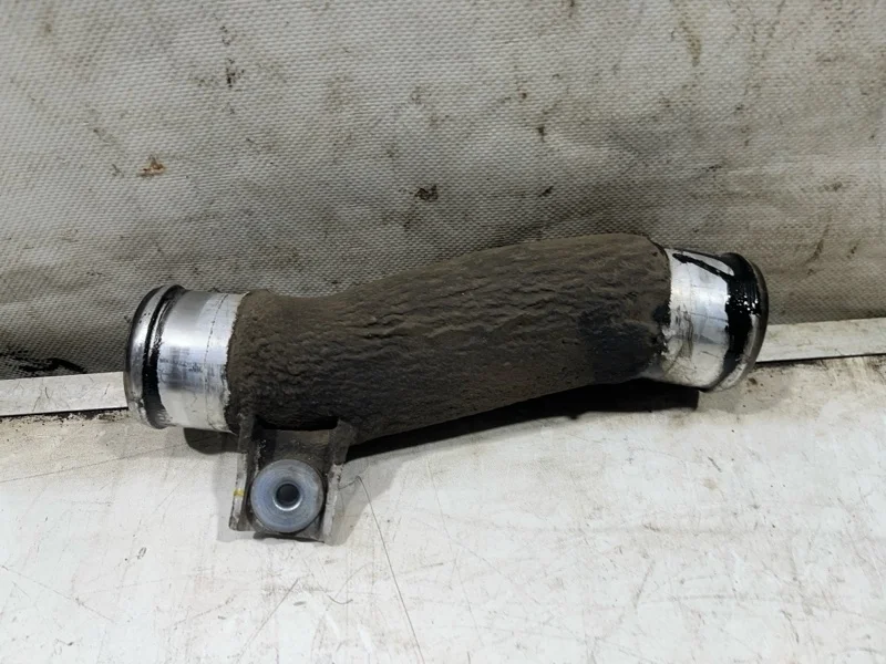 Патрубок интеркулера KIA Sorento 2 2014