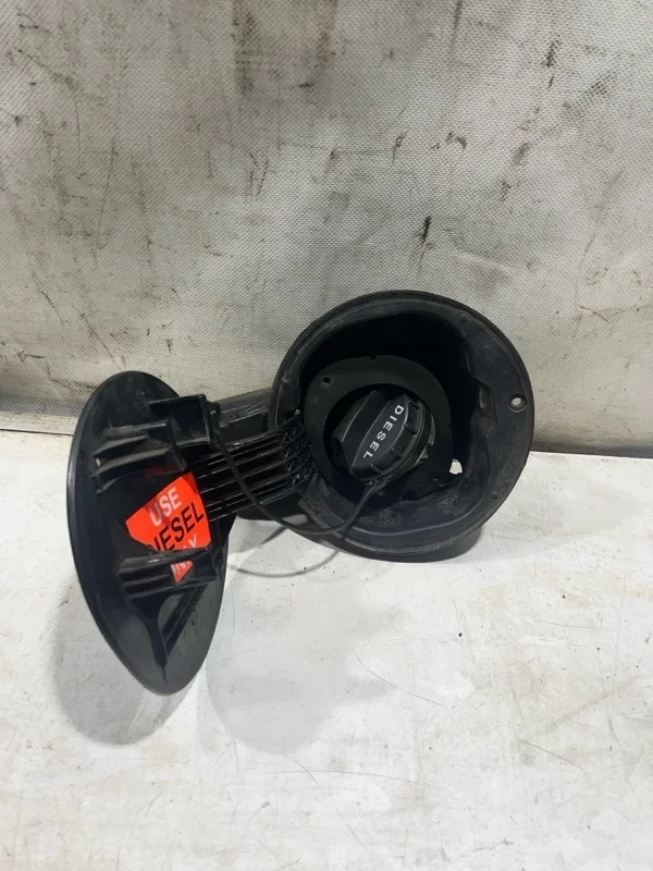 Лючок топливного бака KIA Sorento 2 2010