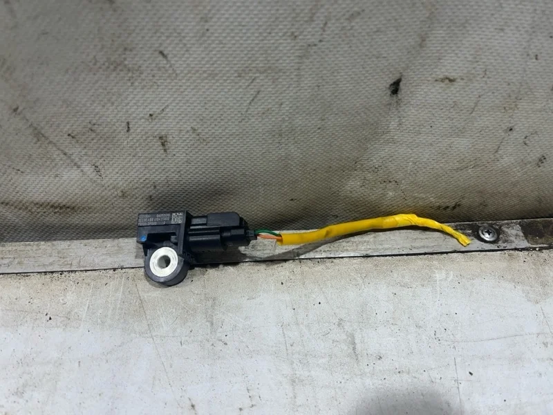 Датчик удара KIA Sorento 2 2010