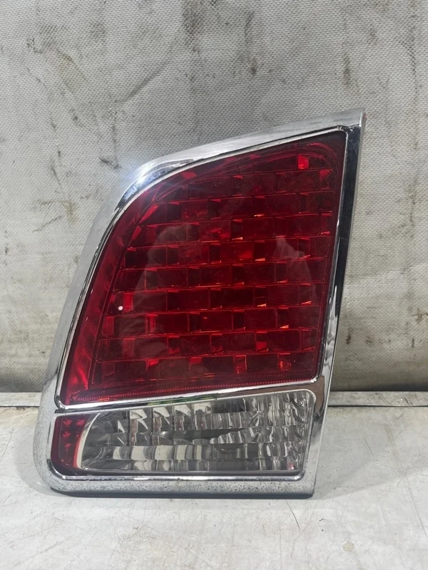 Фонарь заднего хода правый KIA Sorento 2 2010