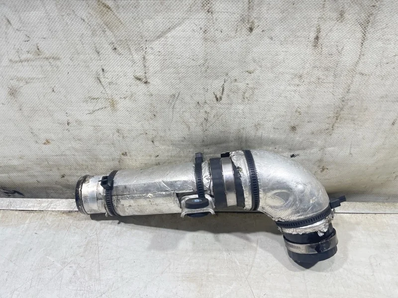 Патрубок интеркулера Hyundai Tucson 3 2016