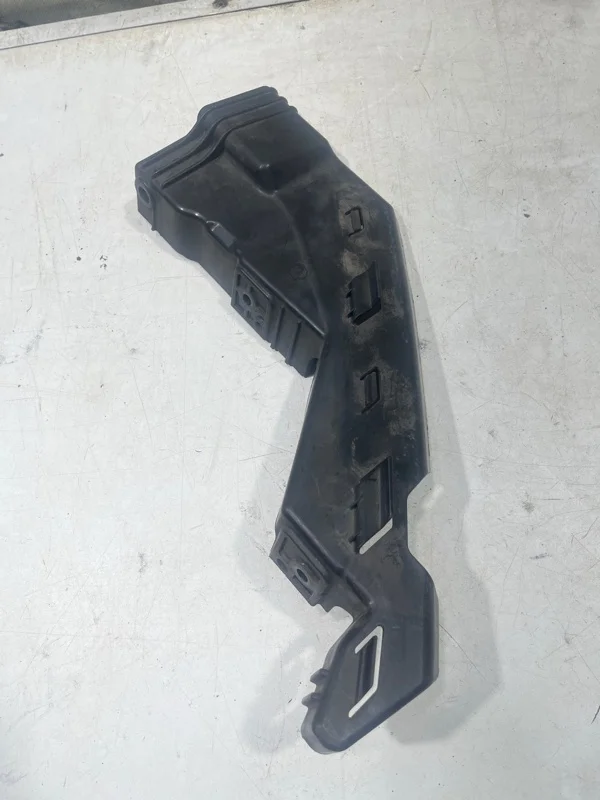 Кронштейн бамперa Hyundai Tucson 3 2016