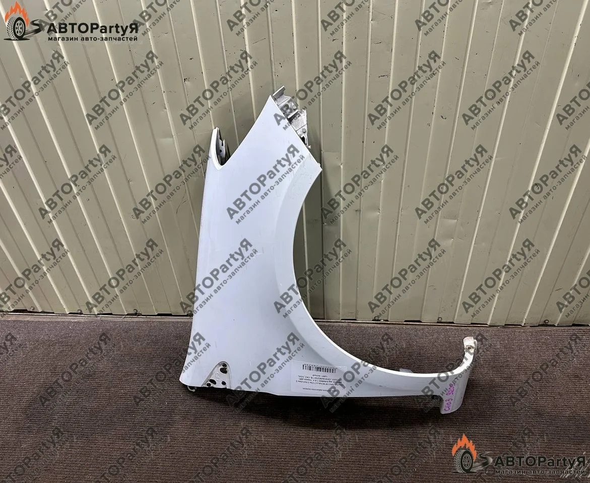 КРЫЛО правое Renault Clio 3