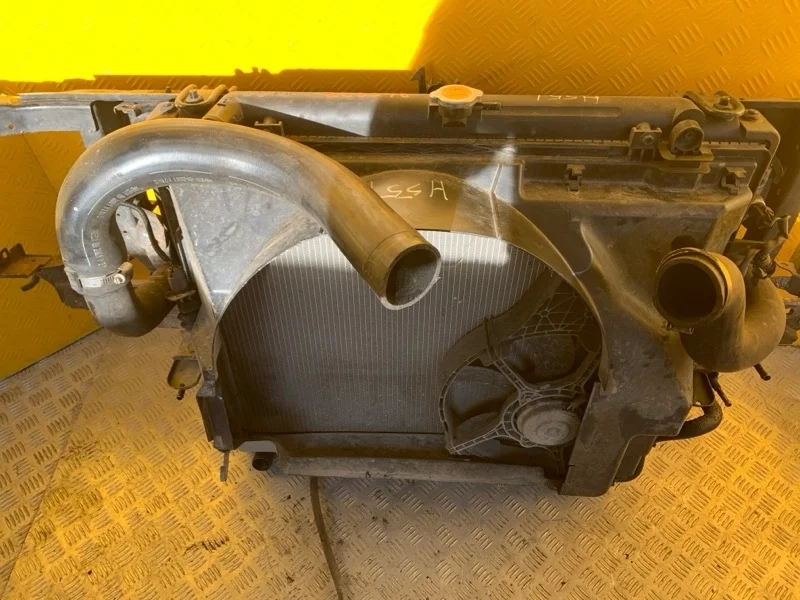 Диффузор вентилятора Nissan Navara (D40) 2004-2015 2008 21476EB300 ПИКАП 2.5 D YD25DDTI