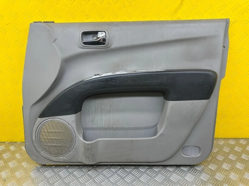 Обшивка двери передняя правая Mitsubishi L200 (2006-2015) 2006 7221A134HA ПИКАП 2.5 D 4D56