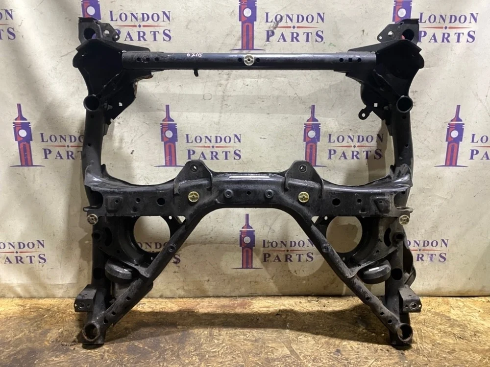 Подрамник BMW F36