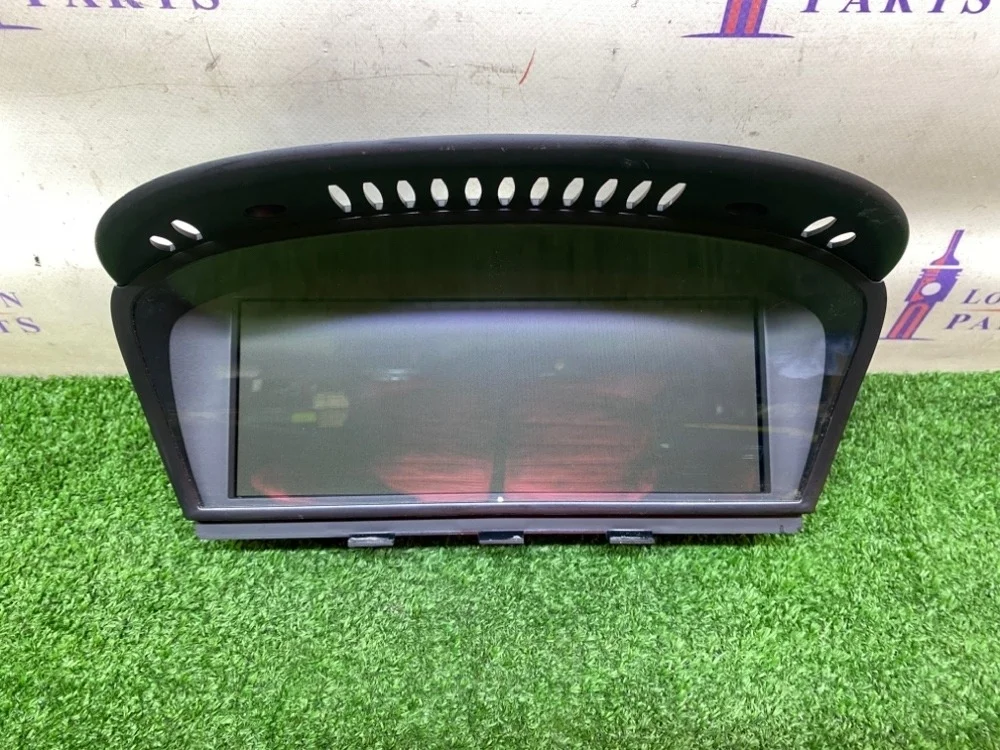 Монитор BMW M6 2006 E63