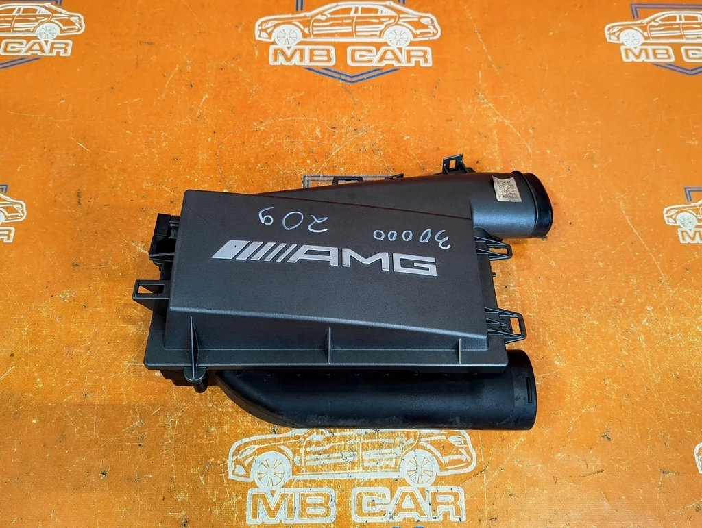 Корпус воздушного фильтра Mercedes-Benz