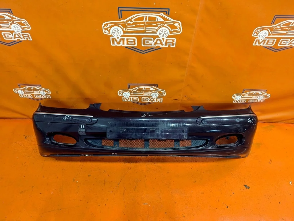 Бампер передний Mercedes-Benz
