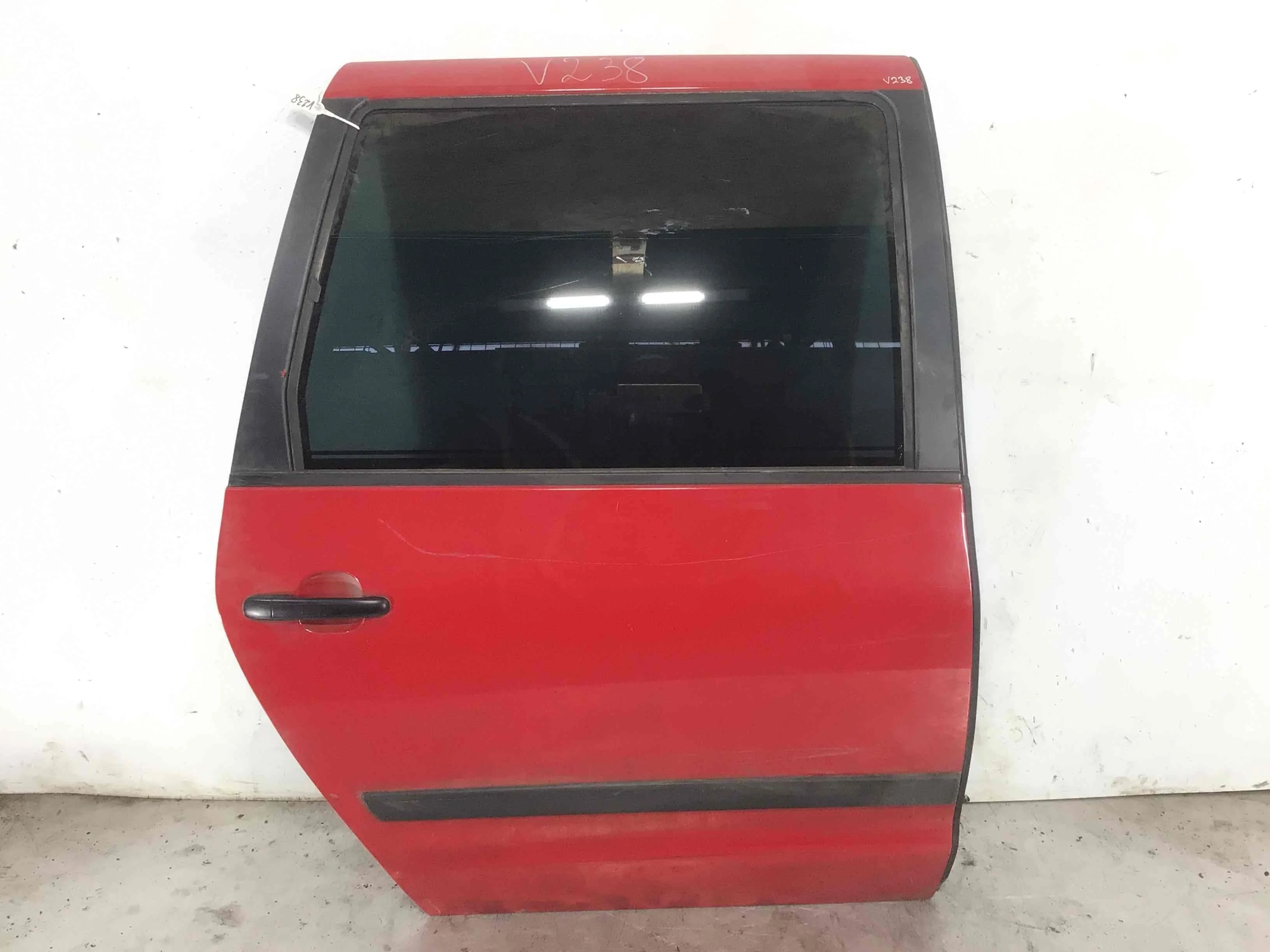 Дверь задняя правая Volkswagen Sharan 1 поколение [рестайлинг] (2000-2003) дизель 1.9 TDI Автомат Минивэн