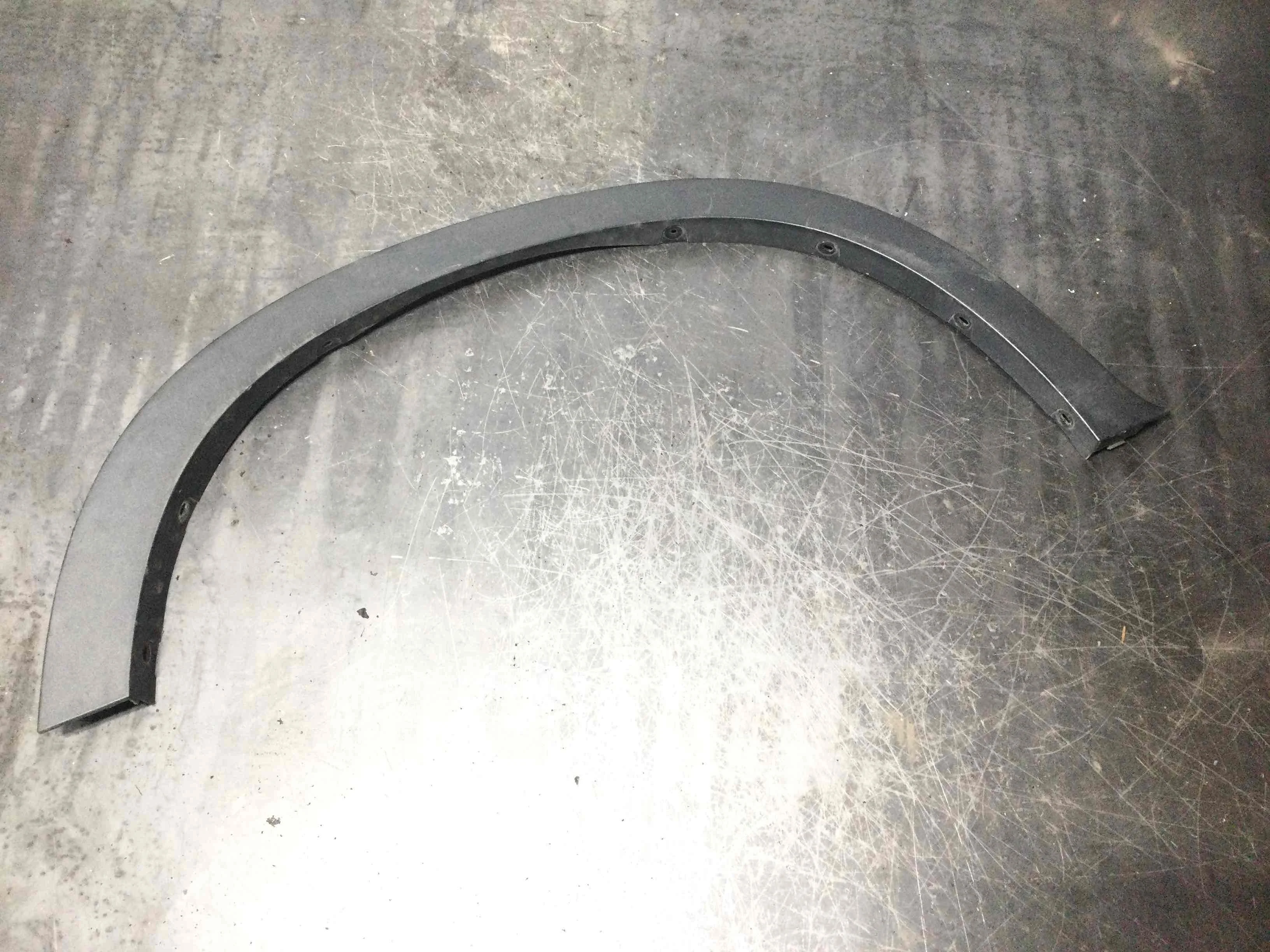 Молдинг крыла заднего правого BMW X5 E70 (2006-2010) дизель 3.0 TD Автомат Кроссовер