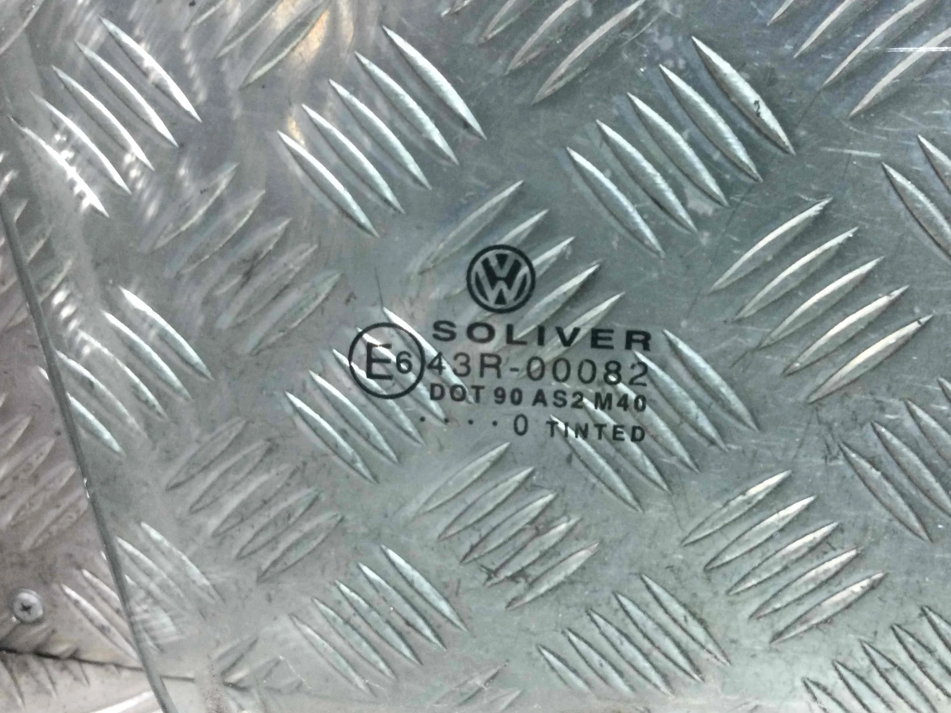 Стекло двери передней правой Volkswagen Passat B5 (1996-2000) бензин 1.6 i Механика Универсал