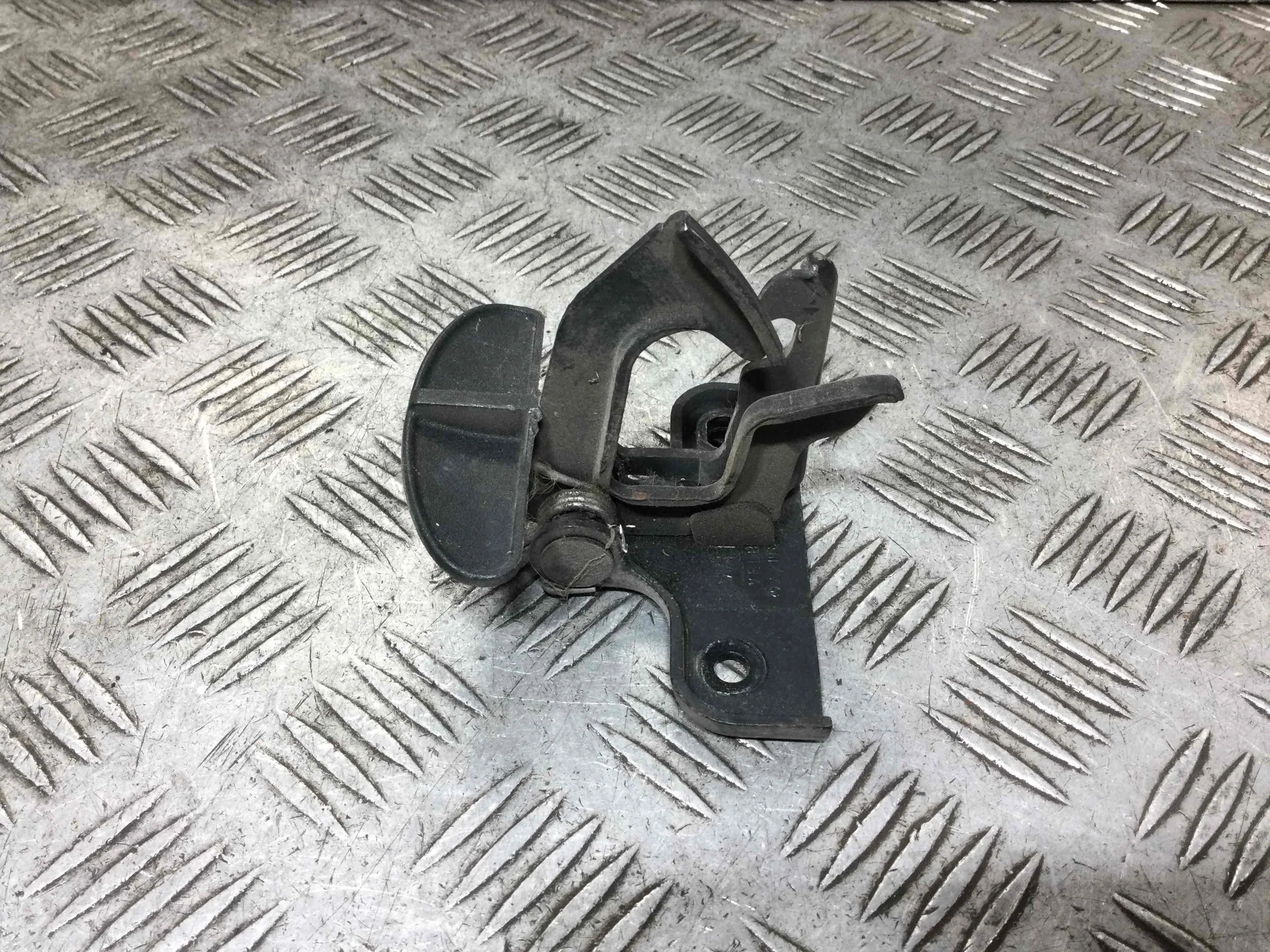 Замок капота Mercedes ML W164 [рестайлинг] (2008-2011) дизель 3.0