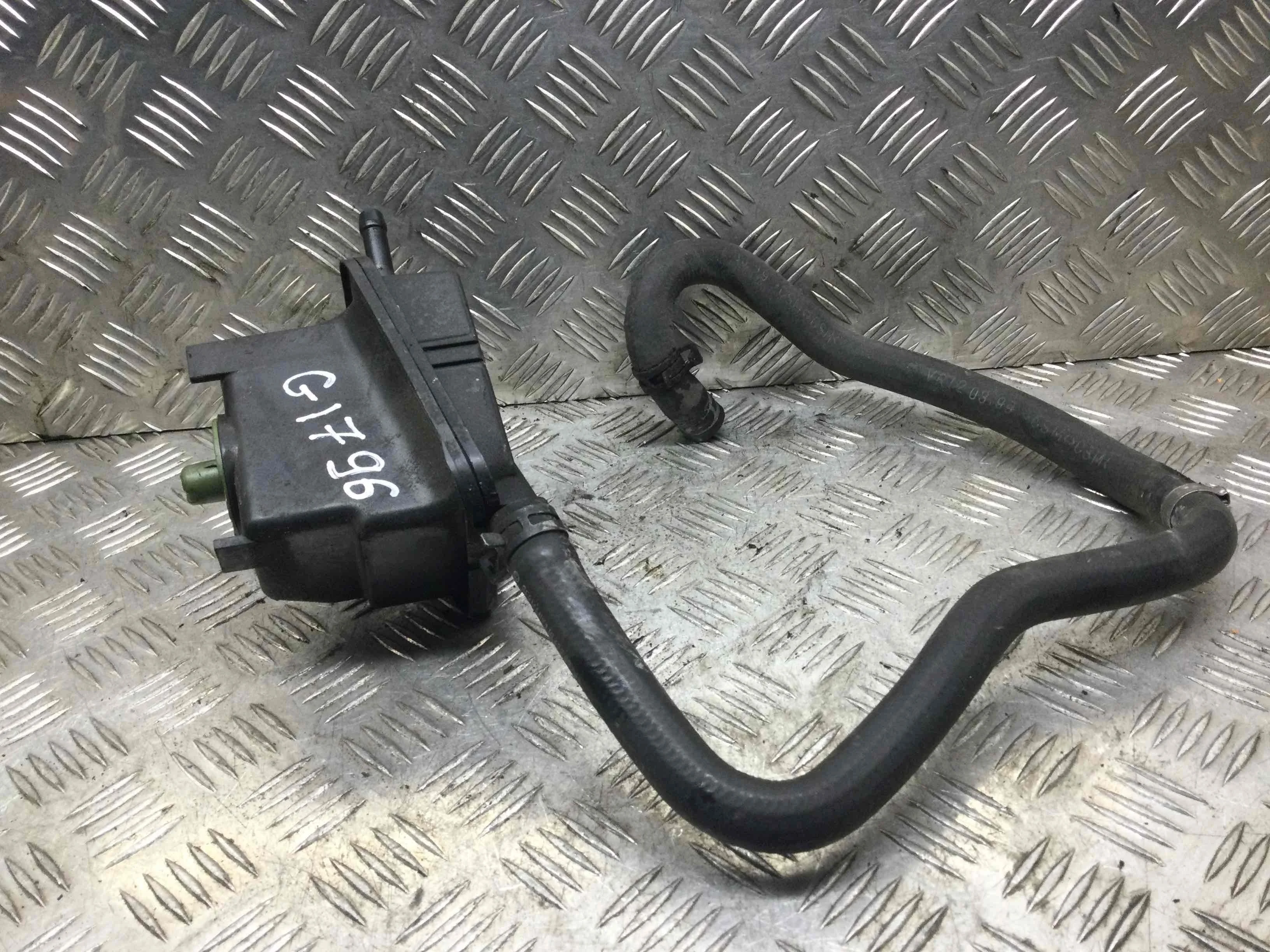 Бачок гидроусилителя Audi A3 8L [рестайлинг] (2000-2003) бензин 1.8 i Механика Х/б