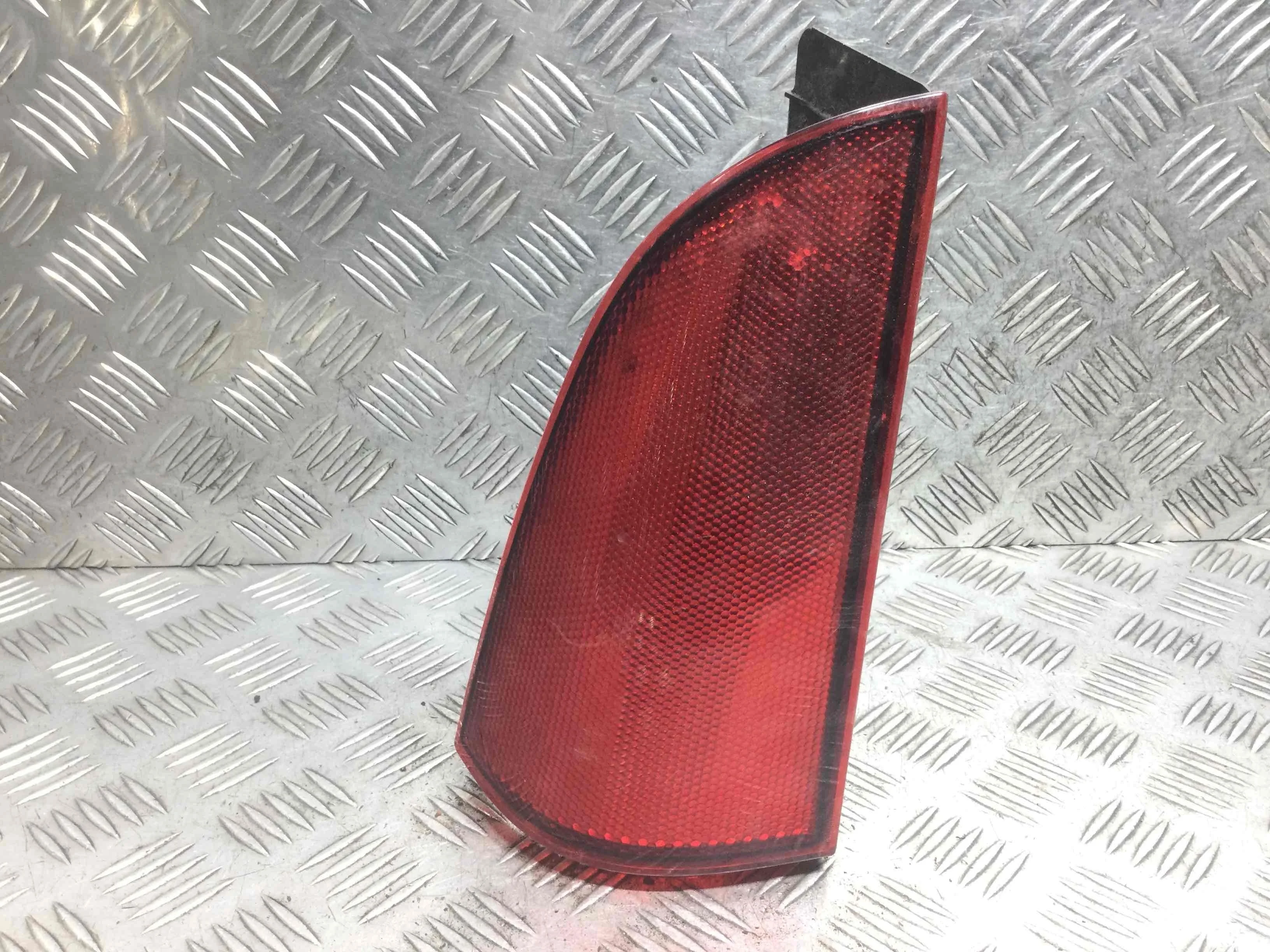 Фонарь задний левый Mercedes Vito W639 (2003-2010) дизель 2.2 CDI Автомат Микроавтобус