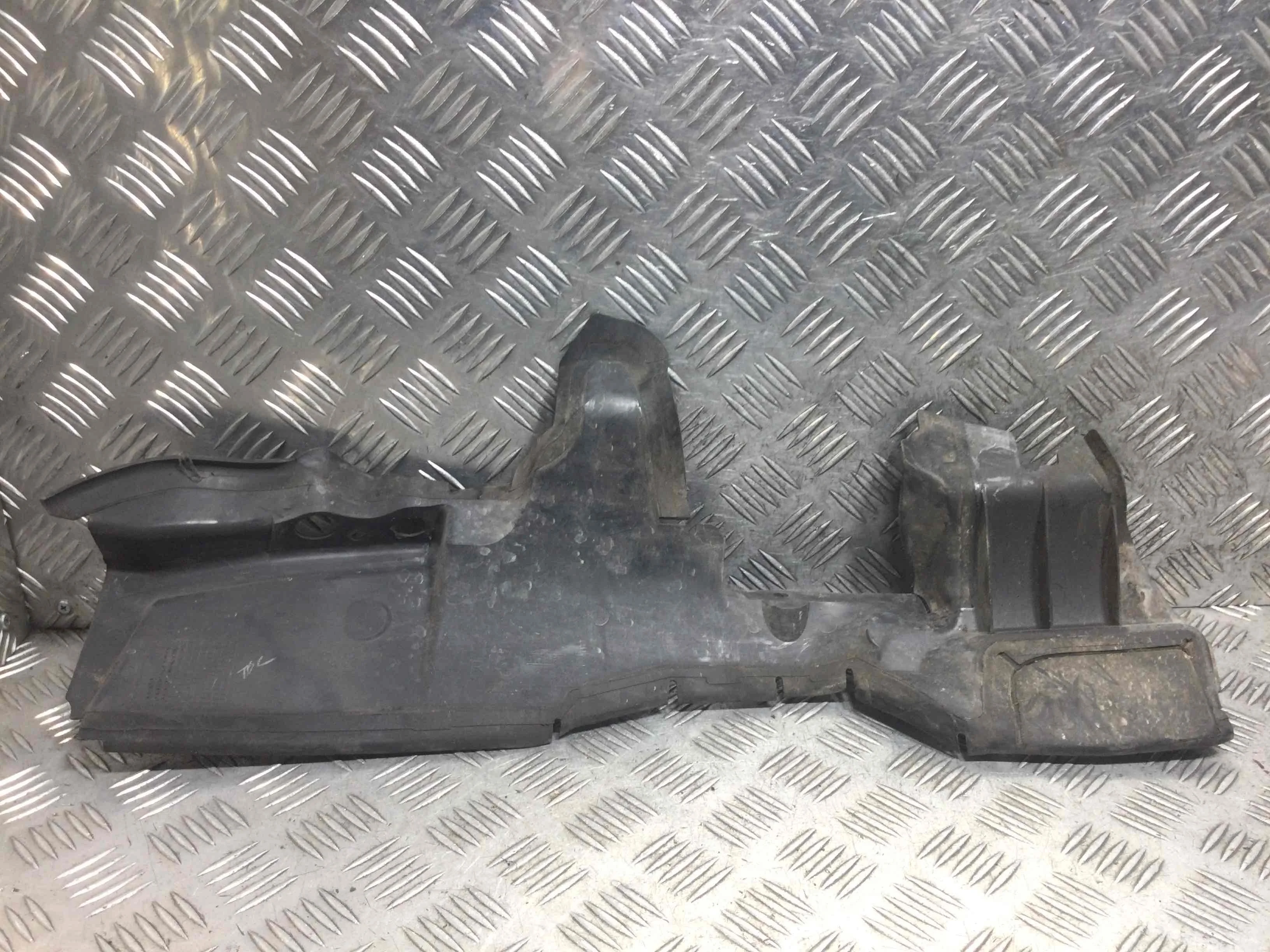 Воздуховод BMW X5 E53 (1999-2003) бензин 3.0 i Автомат Внедорожник