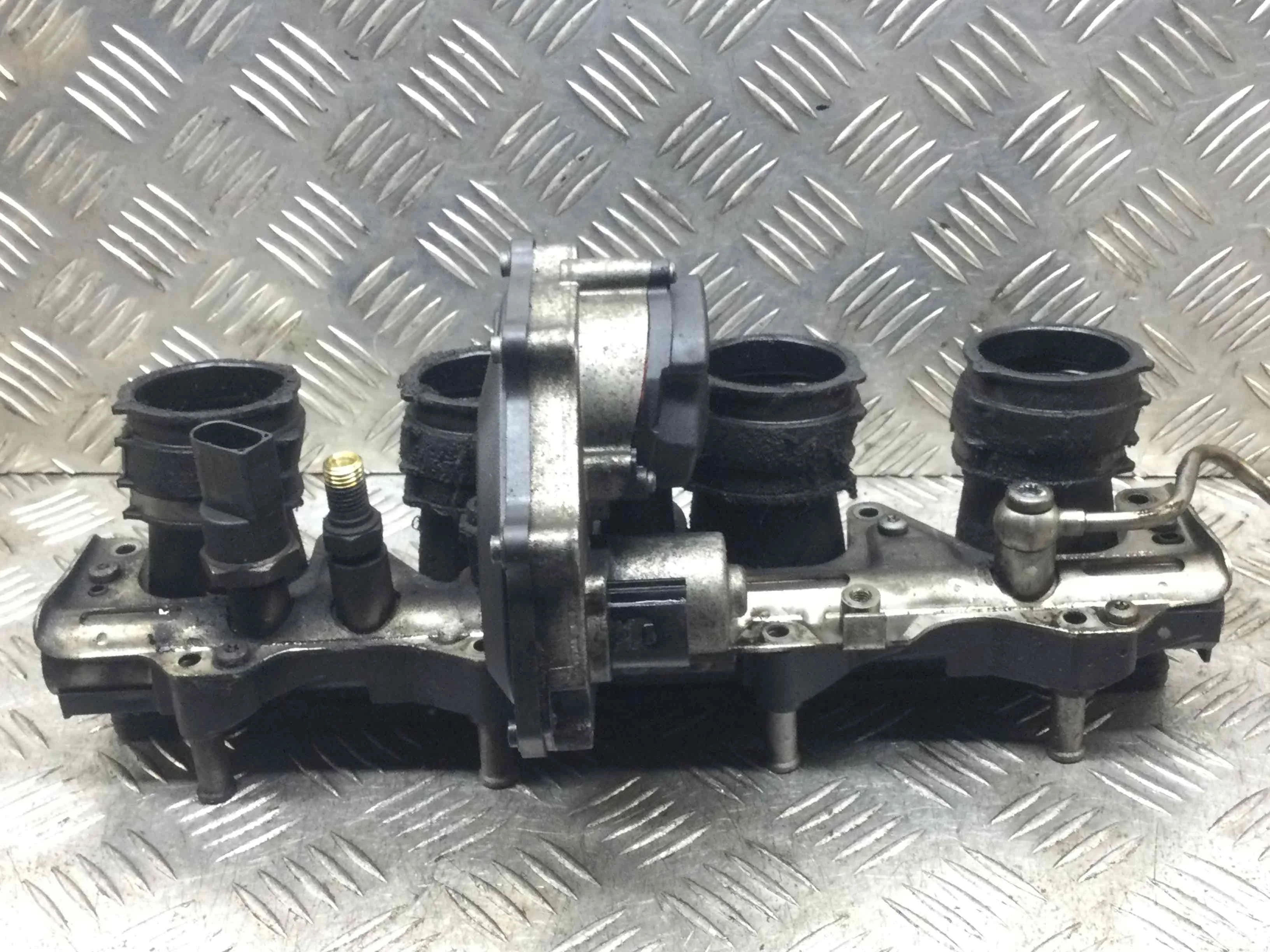 Клапан EGR Audi A3 8P (2003-2005) бензин 2.0 i Механика Х/б