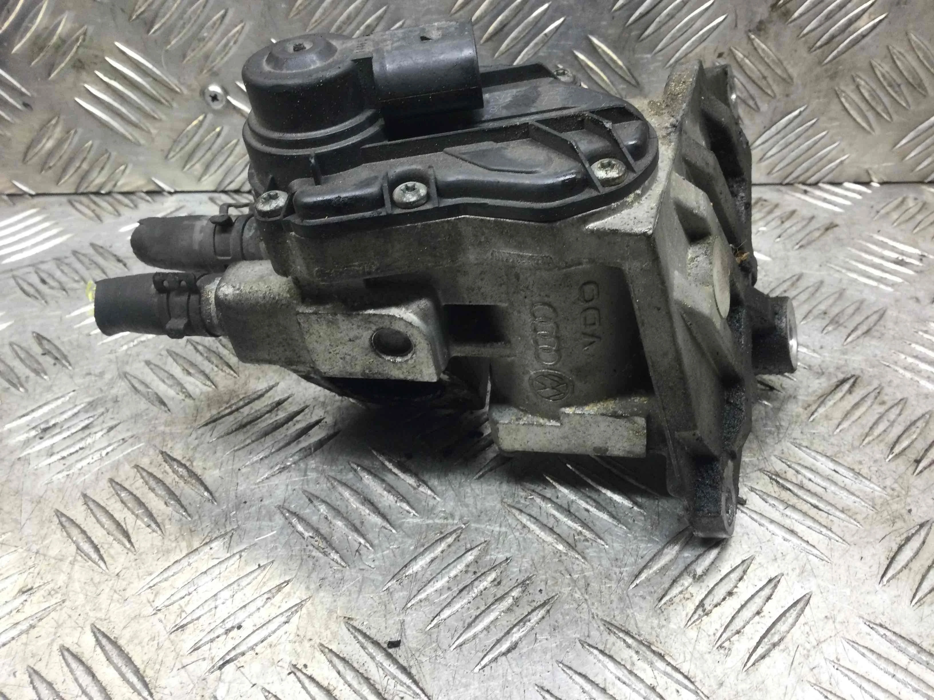 Клапан EGR Audi A3 8P (2003-2005) бензин 2.0 i Механика Х/б