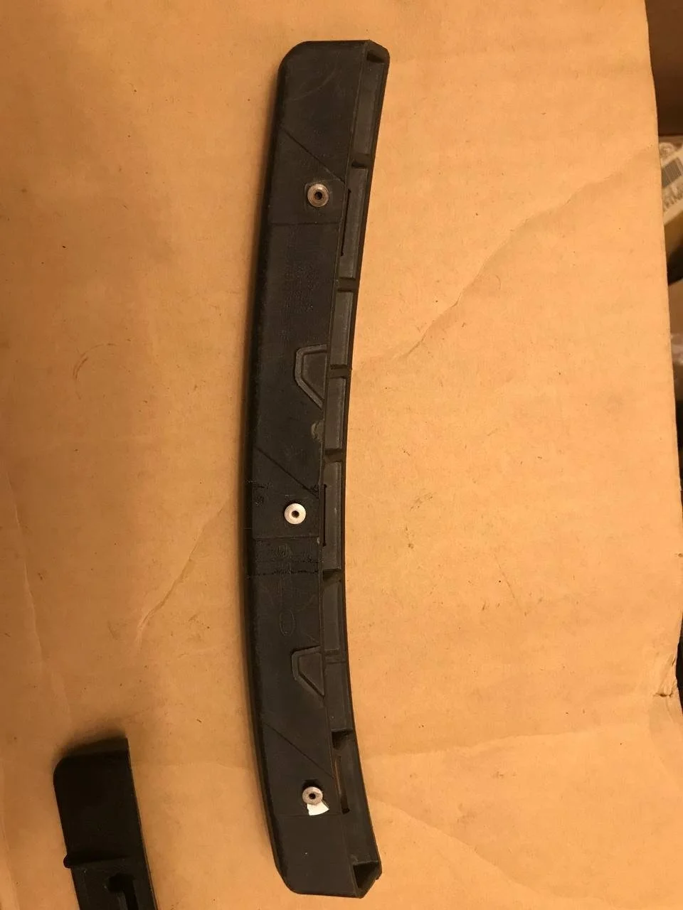 Кронштейн фары Kia Rio 4 86553H0500, левый