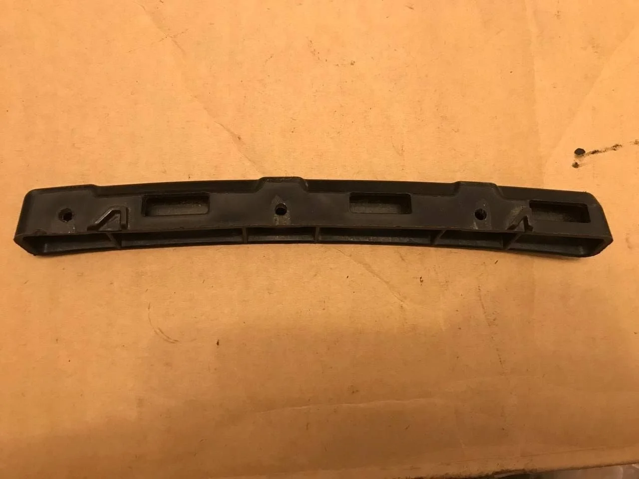 Кронштейн бампера Hyundai Solaris 86553H5000, передний левый