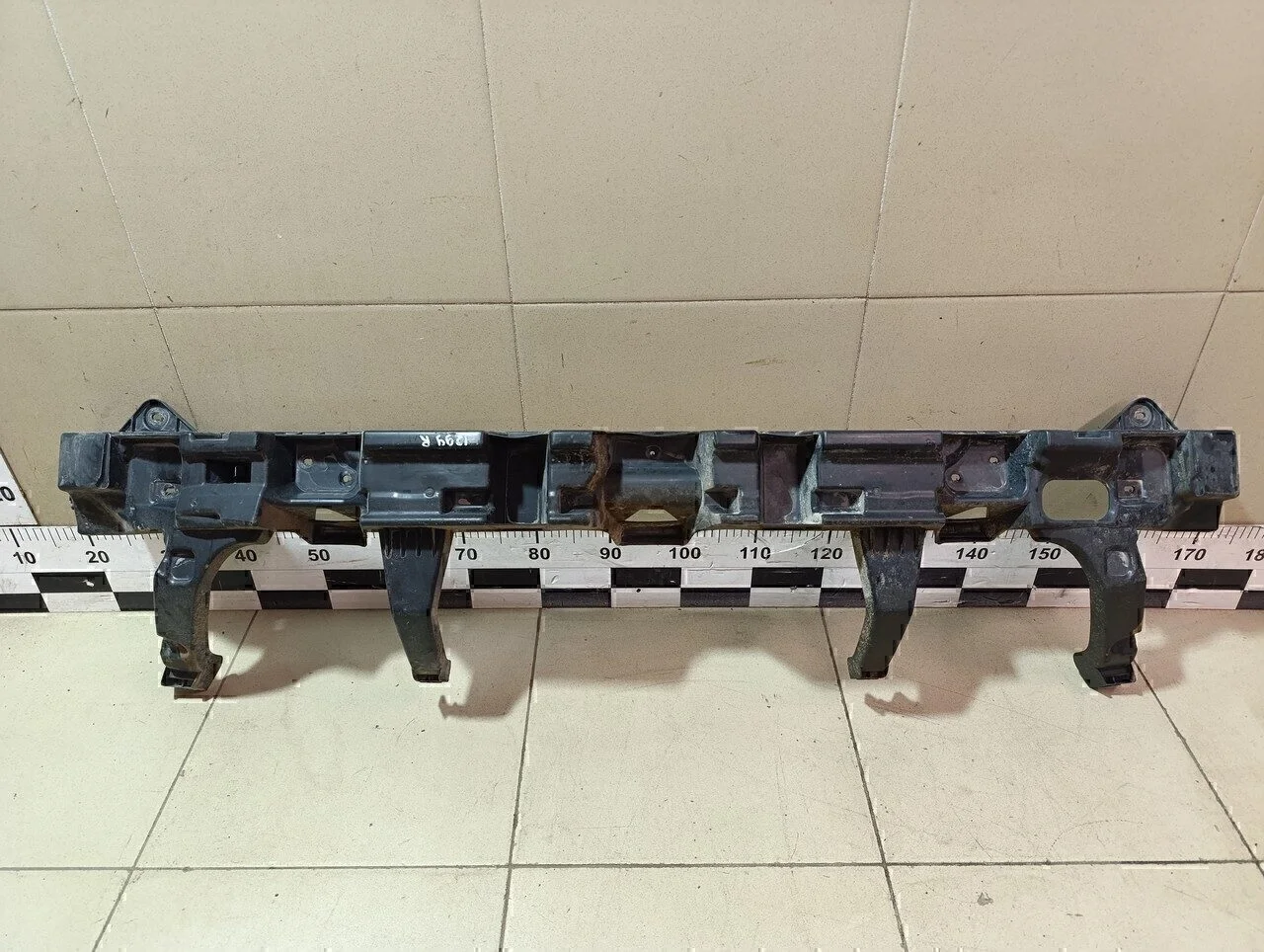 Усилитель заднего бампера Duster 2012>