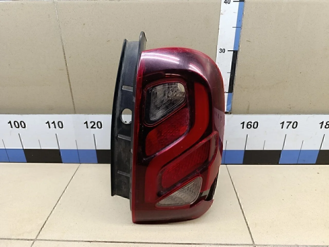 Фонарь задний правый Duster 2012>