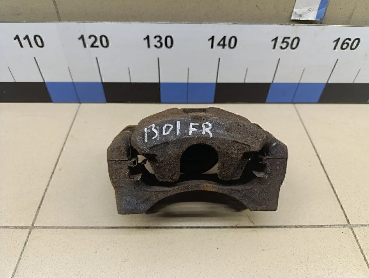 Суппорт передний правый ASX 2010-2016