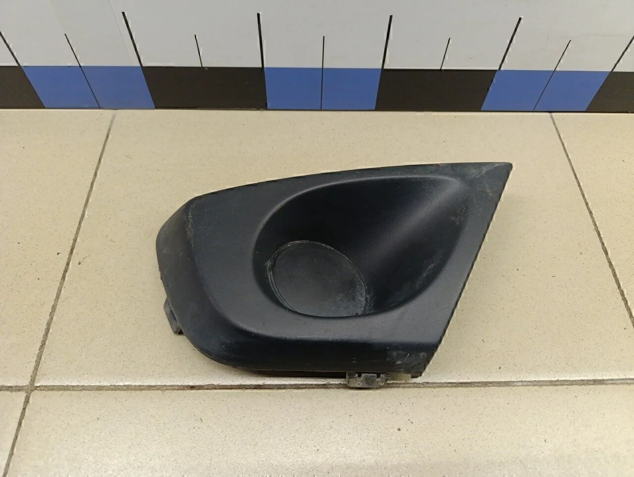 Решетка в бампер правая Duster 2012>