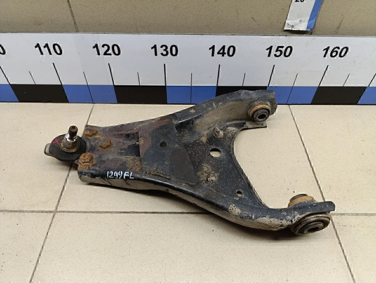 Рычаг передний левый Duster 2012>