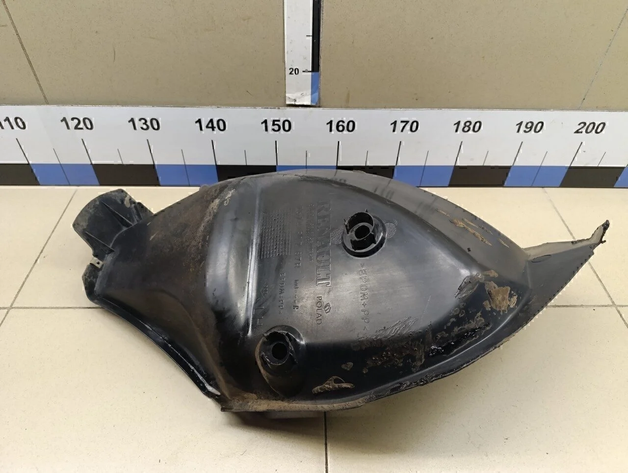 Локер задний левый Duster 2012>