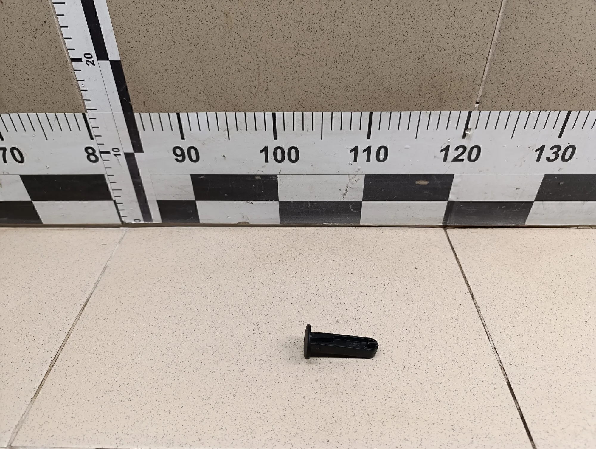 Кронштейн радиатора Duster 2012>