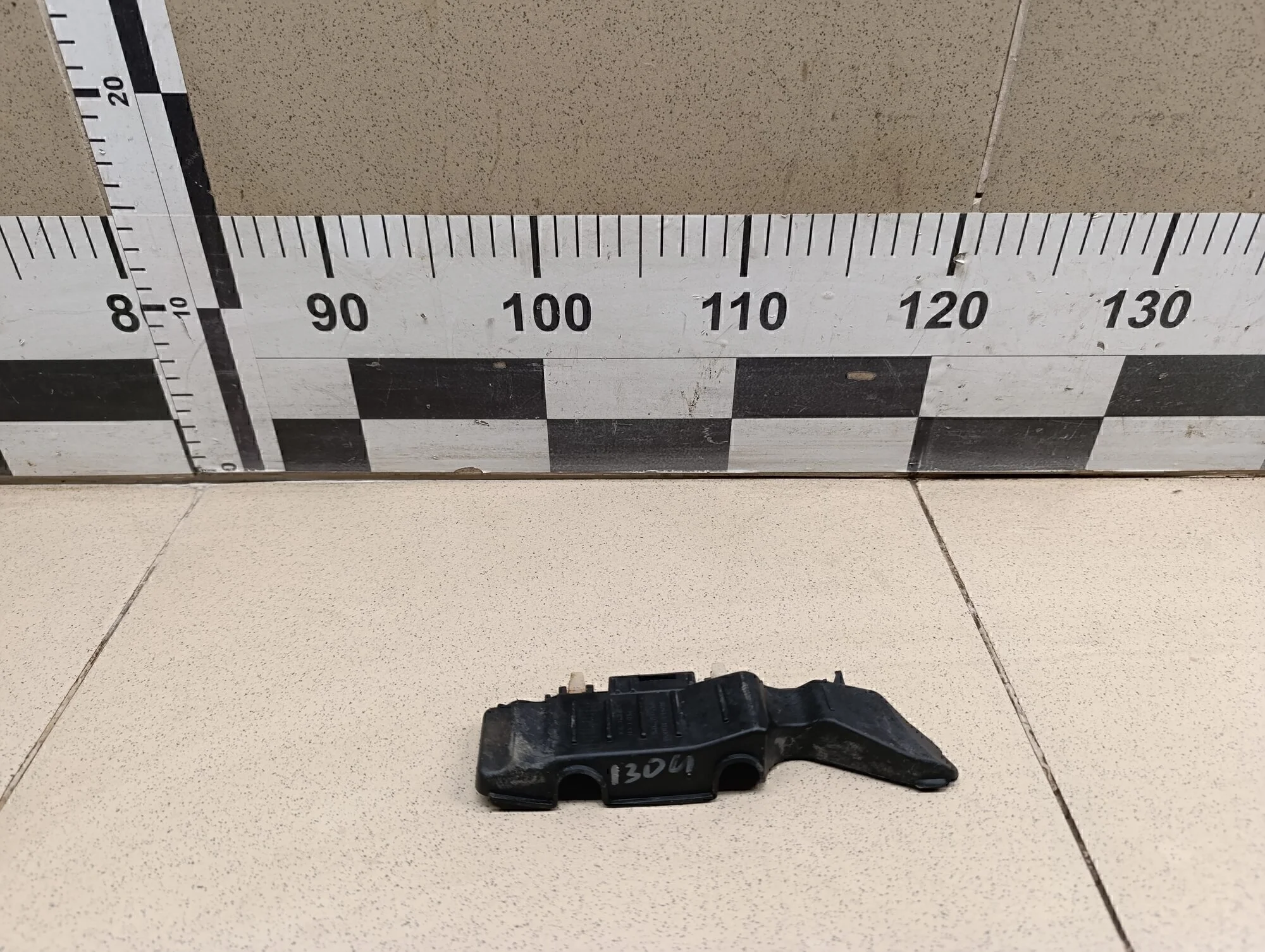 Кронштейн переднего бампера левый Solaris 2010-2017