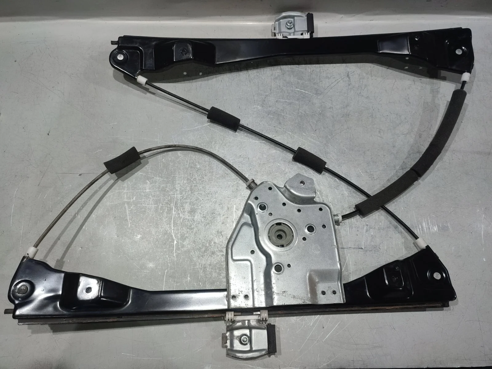 Стеклоподъемник SsangYong Kyron 2011 D130