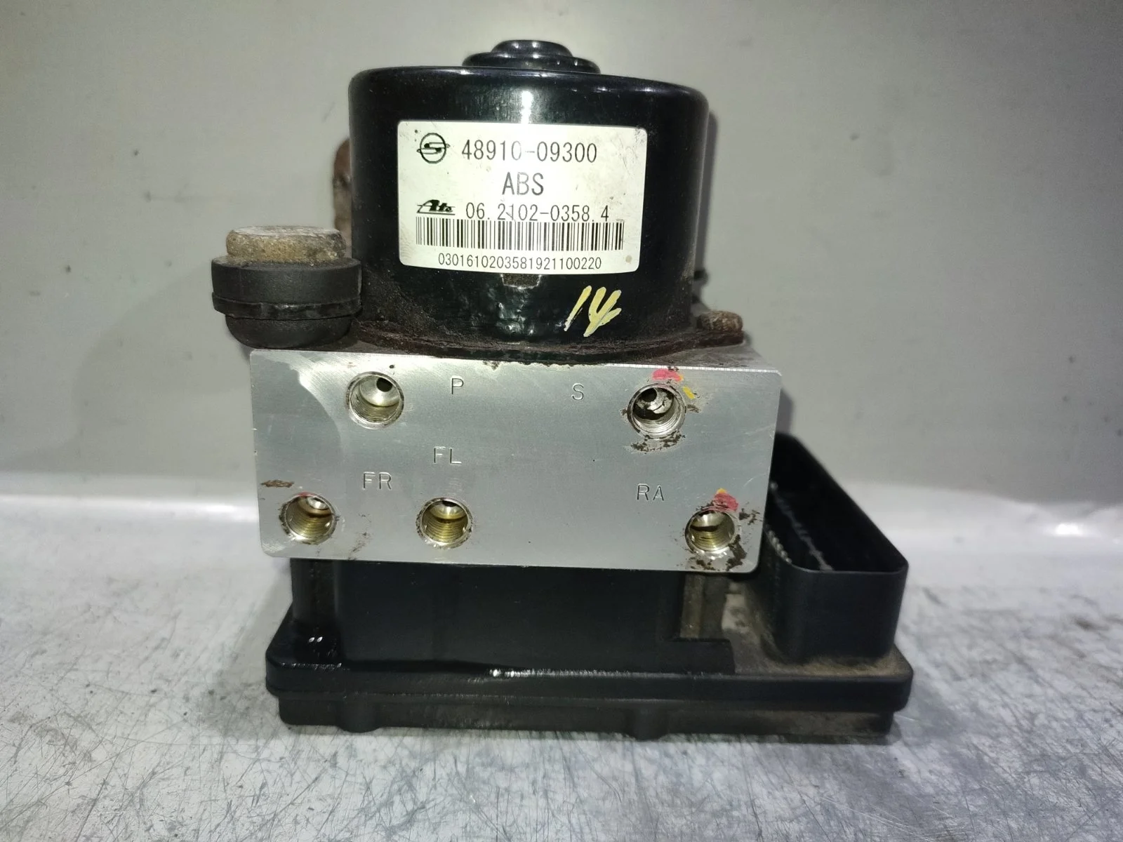 Блок abs/esp SsangYong Kyron 2011 D130